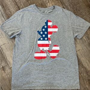 Disney Unisex Gray Mickey American‎ Flag T-Shirt – Size XL – NWOT